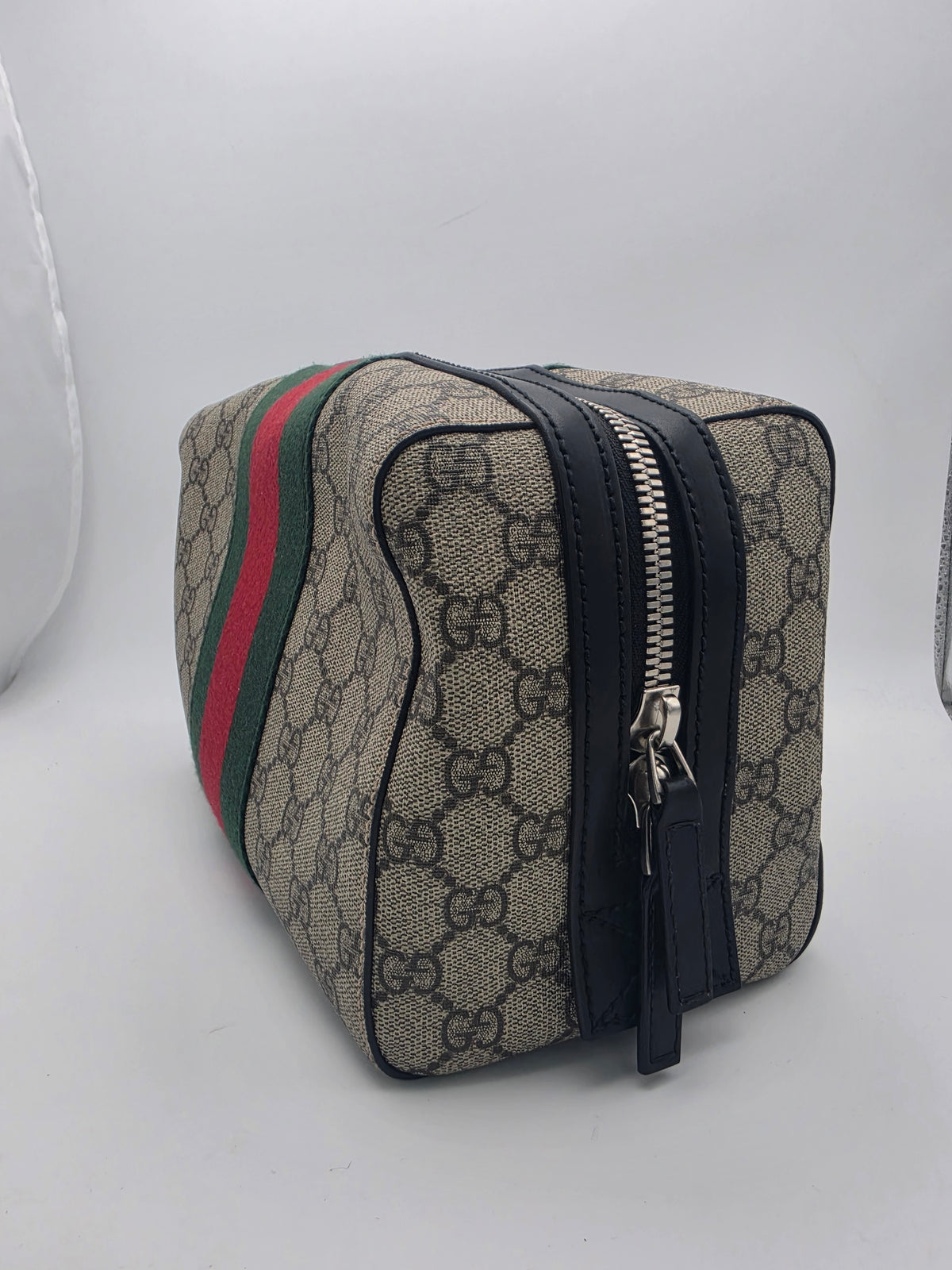 Gucci Travel Wash Bag, Grade B