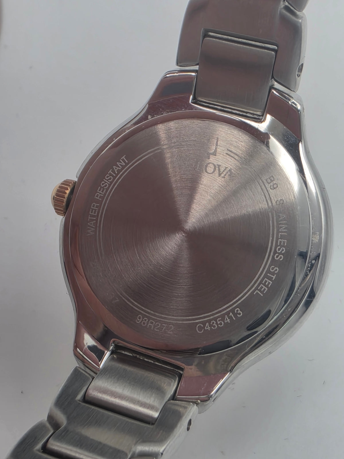 Bulova Womens Classic Sutton Diamonds (Model 98R272), Silver, Grade A