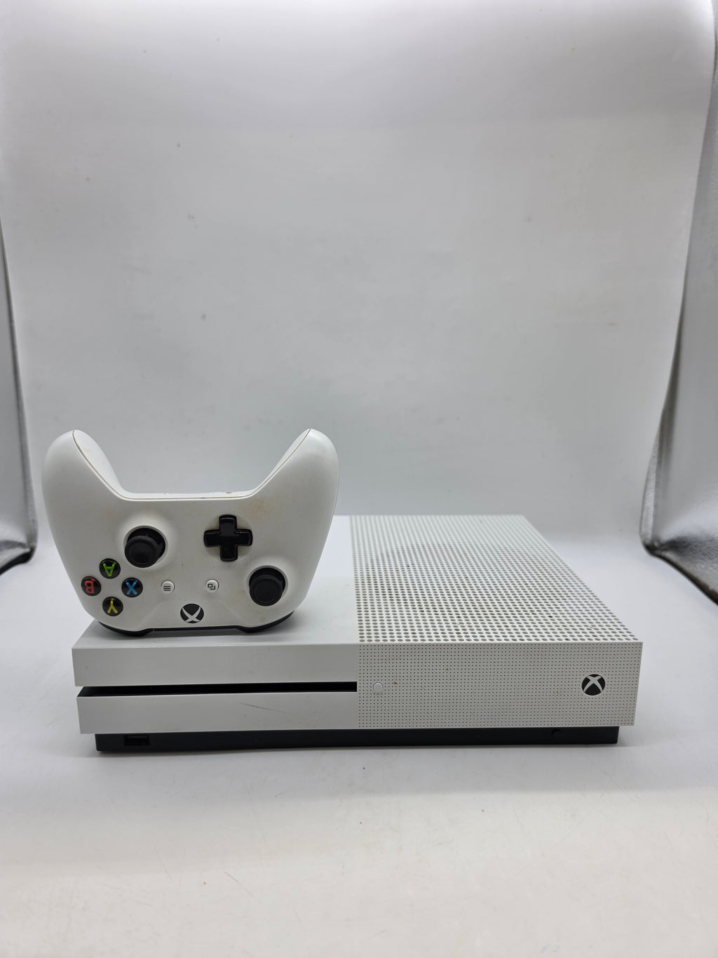 Microsoft Xbox One S 500GB White, Grade B