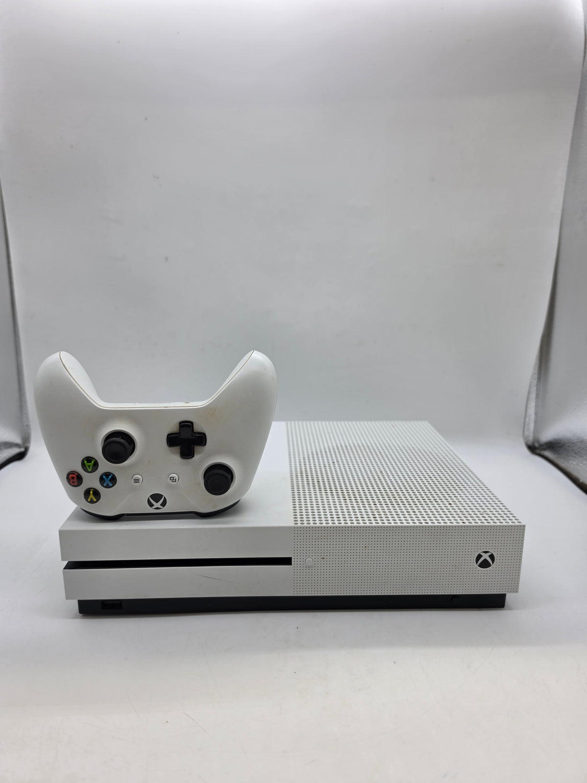 Microsoft Xbox One S 500GB White, Grade B