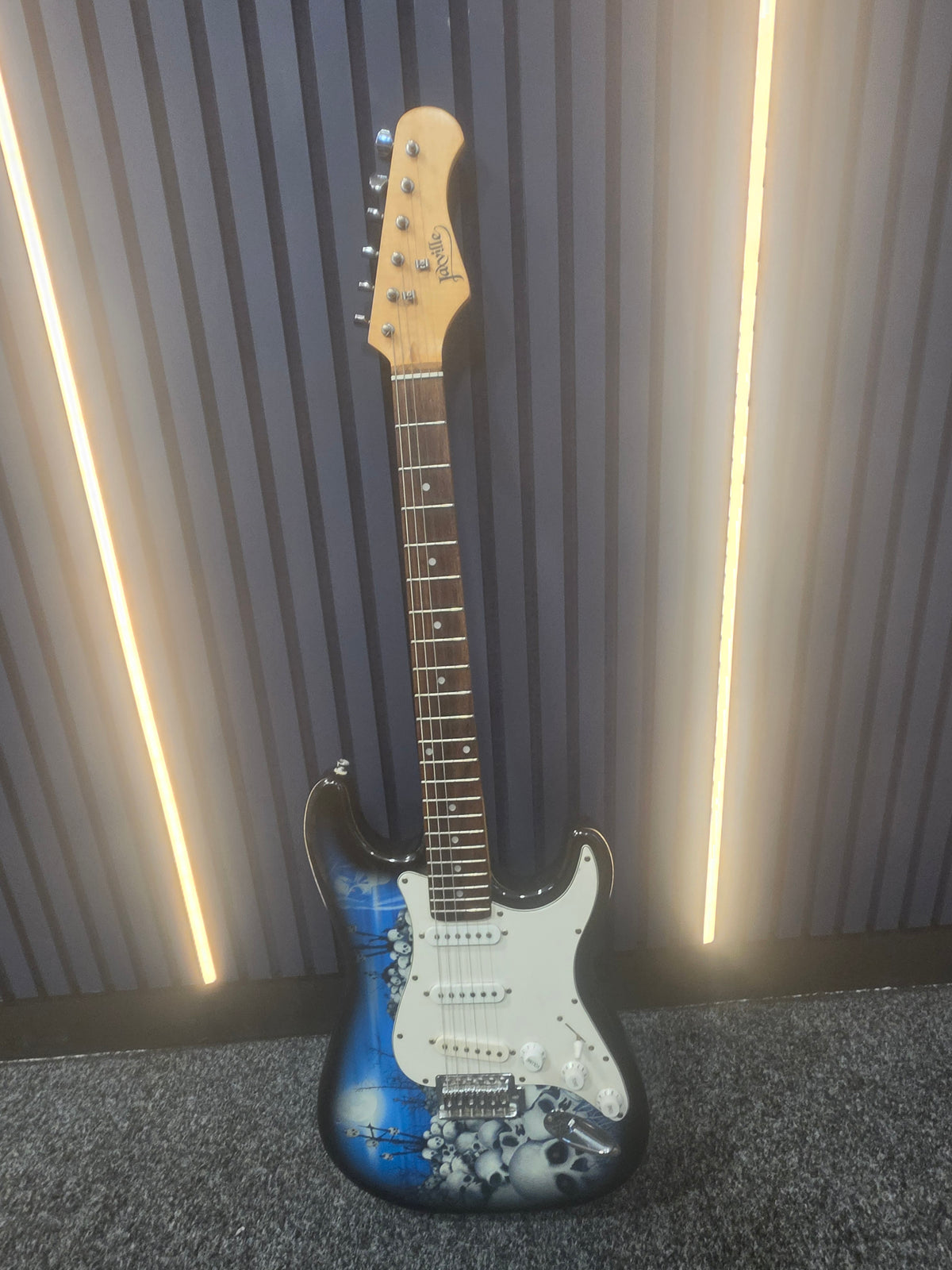 Jaxville Custom Series ST-style ("Reaper"), Grade B