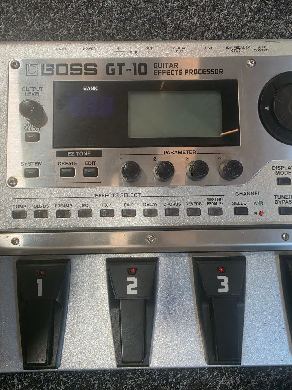 Boss GT-10 Guitar Effects Processor, Silver, Grade C