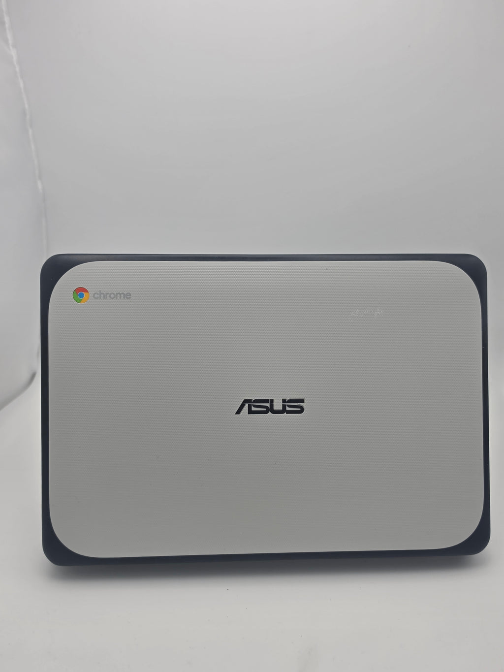 ASUS Chromebook C202S 16GB, Silver, Grade B