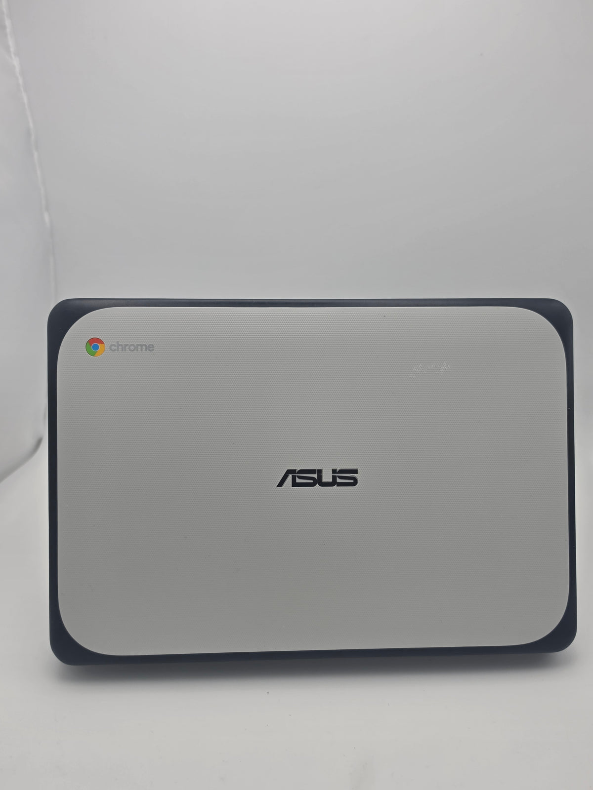ASUS Chromebook C202S 16GB, Silver, Grade B