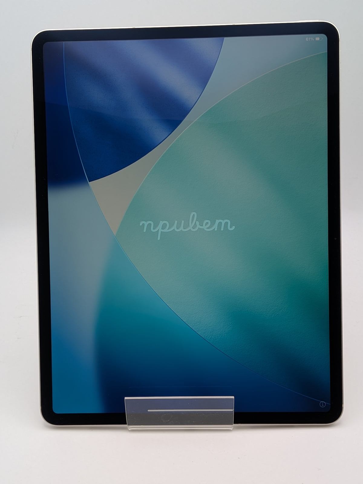 Apple iPad Air (M3) 1TB WiFi and Cellular, Silver,  Grade A