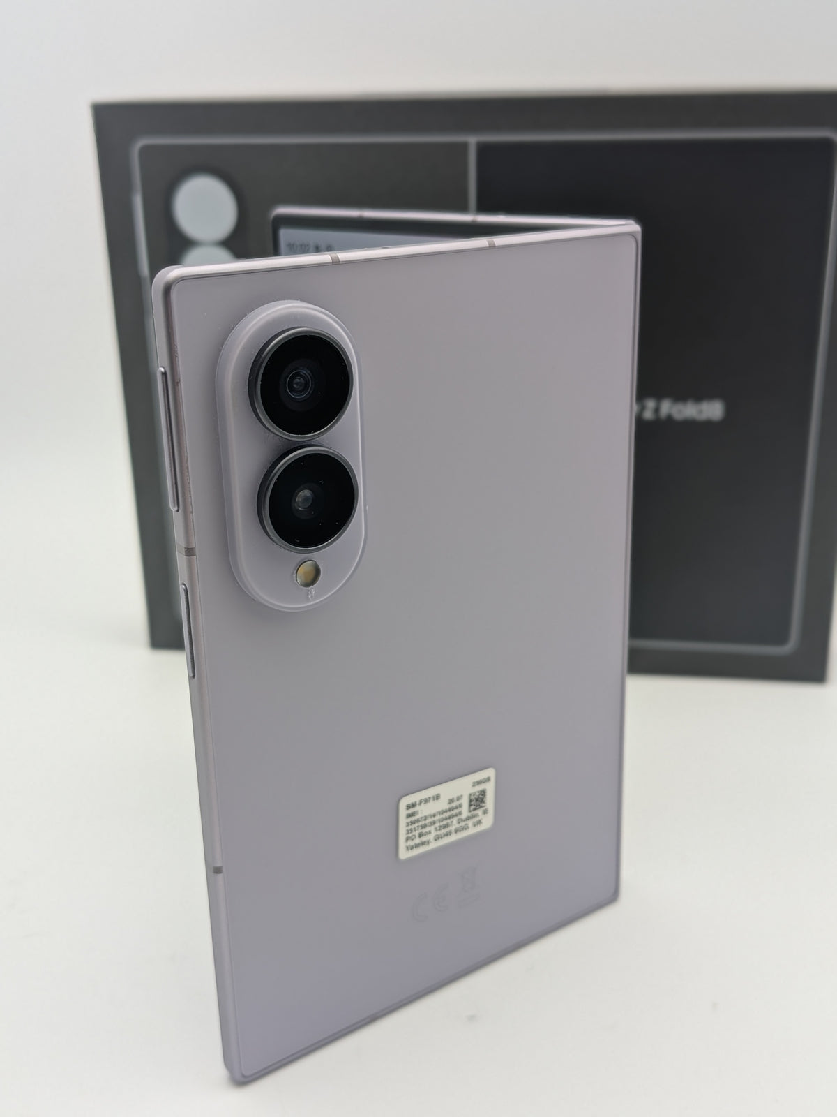 Samsung Galaxy Z Fold 8 256GB Lavender, Grade A