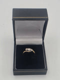 18ct Trilogy Stone Set Ring, Size M, 2.44G