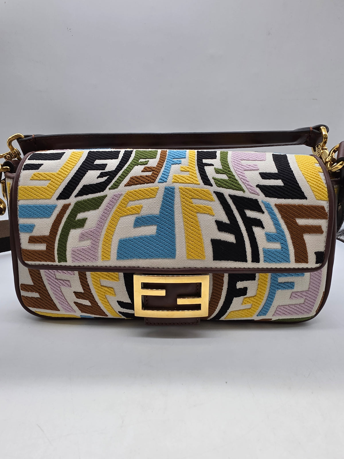 Fendi x Sarah Coleman FF "Fish Eye" Embroidered Medium Baguette Bag Cream, Grade B
