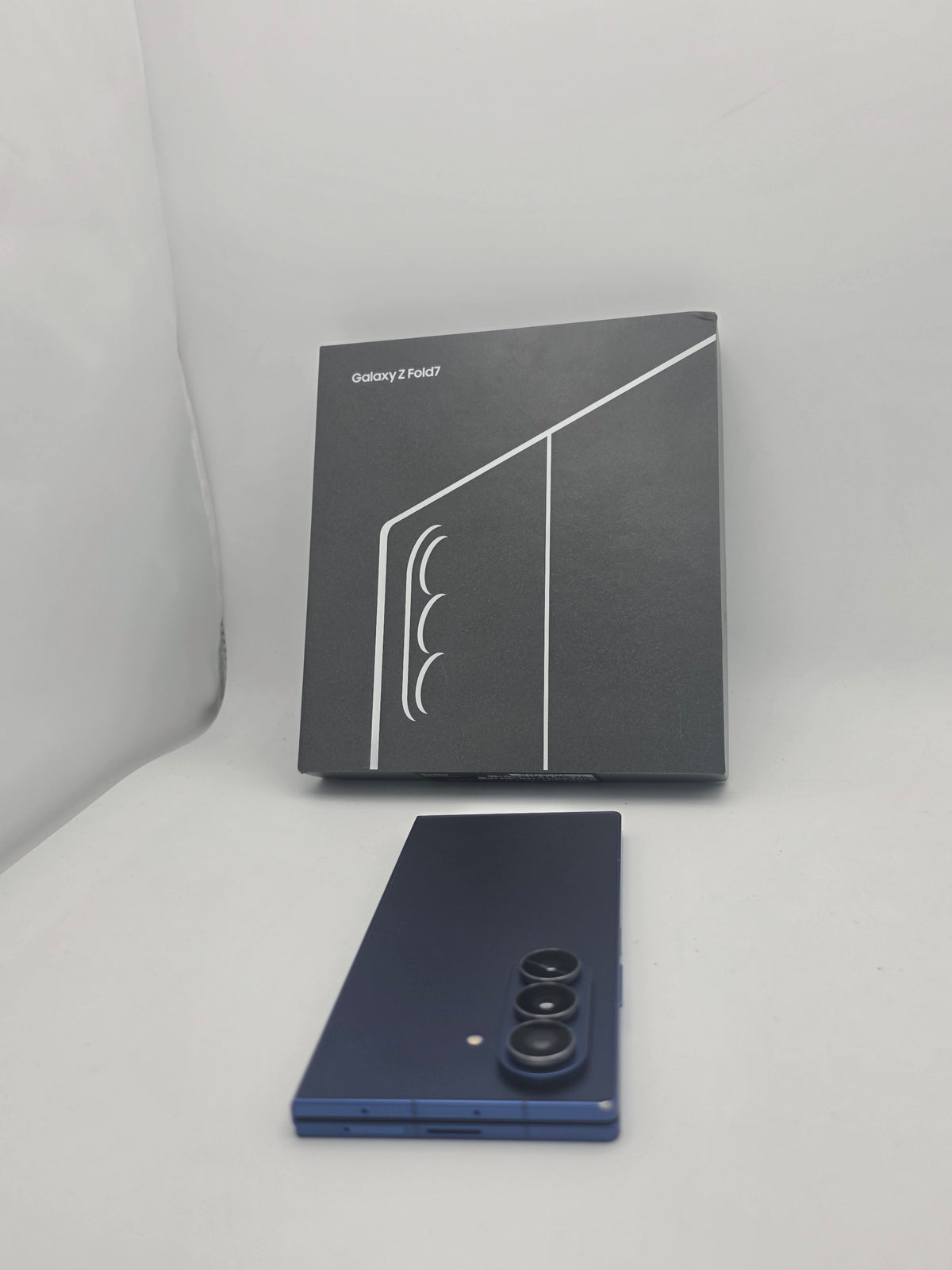 Samsung Galaxy Z Fold 7 512GB Blue, Grade C