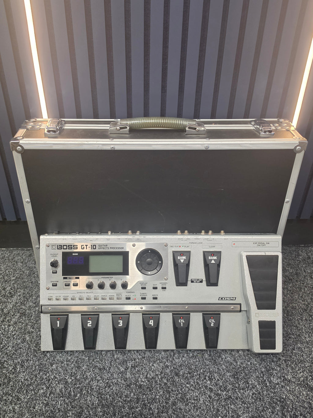 Boss GT-10 Guitar Effects Processor, Silver, Grade C