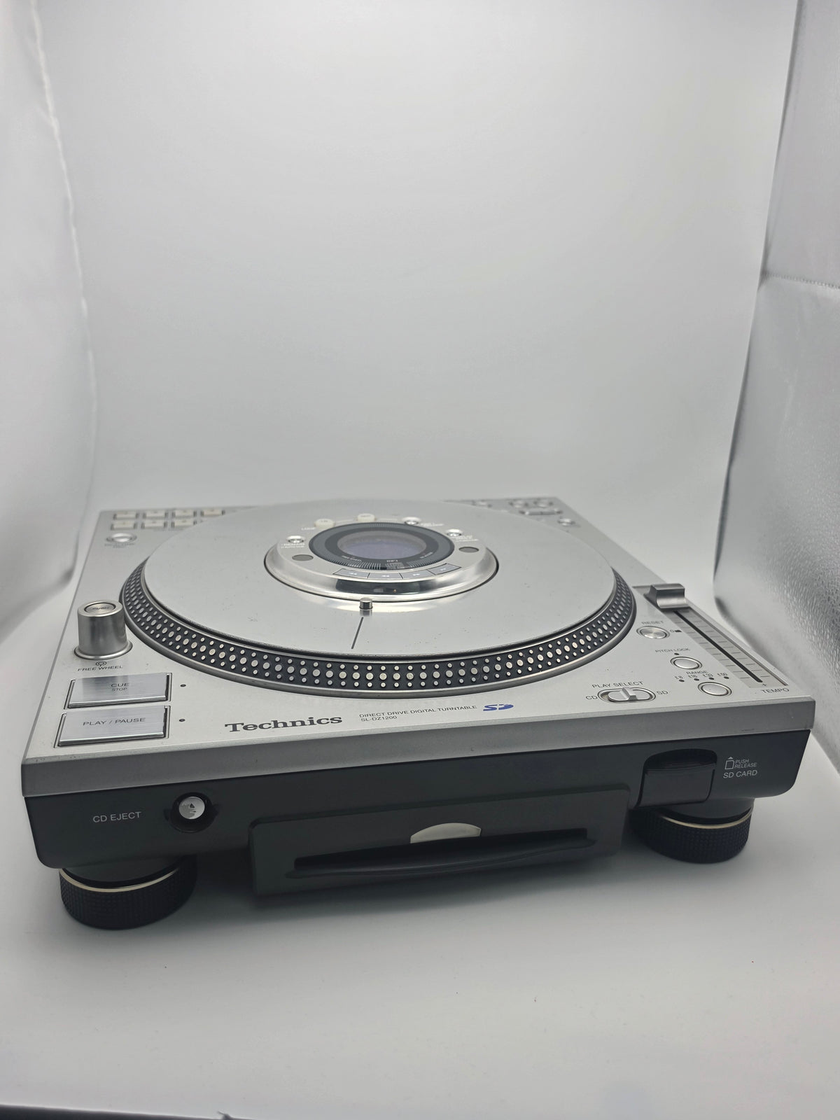 Technics SL-DZ1200 Digital Turntable, Silver, Grade C