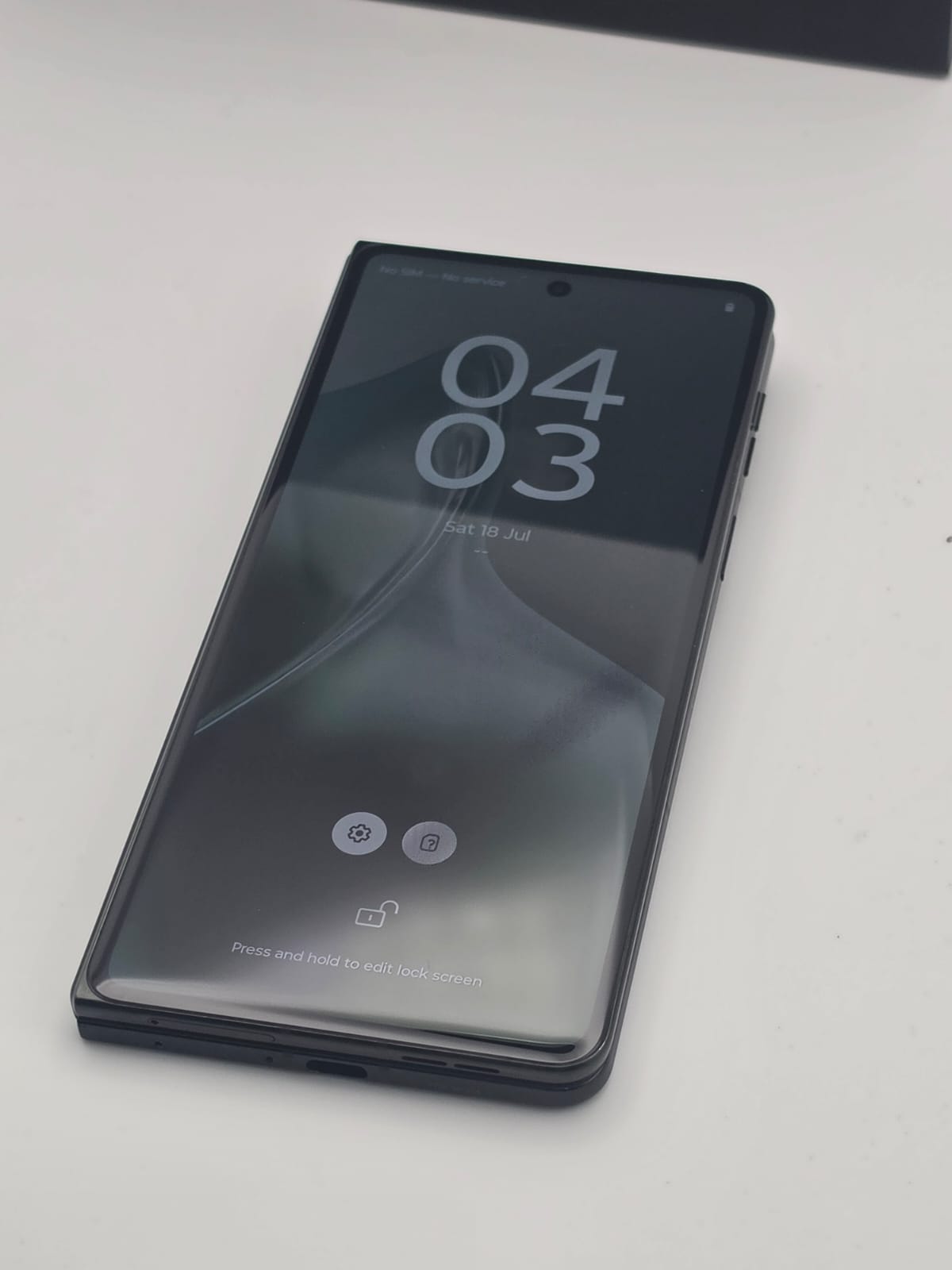 Motorola Razr Fold 512GB, Black, Grade B