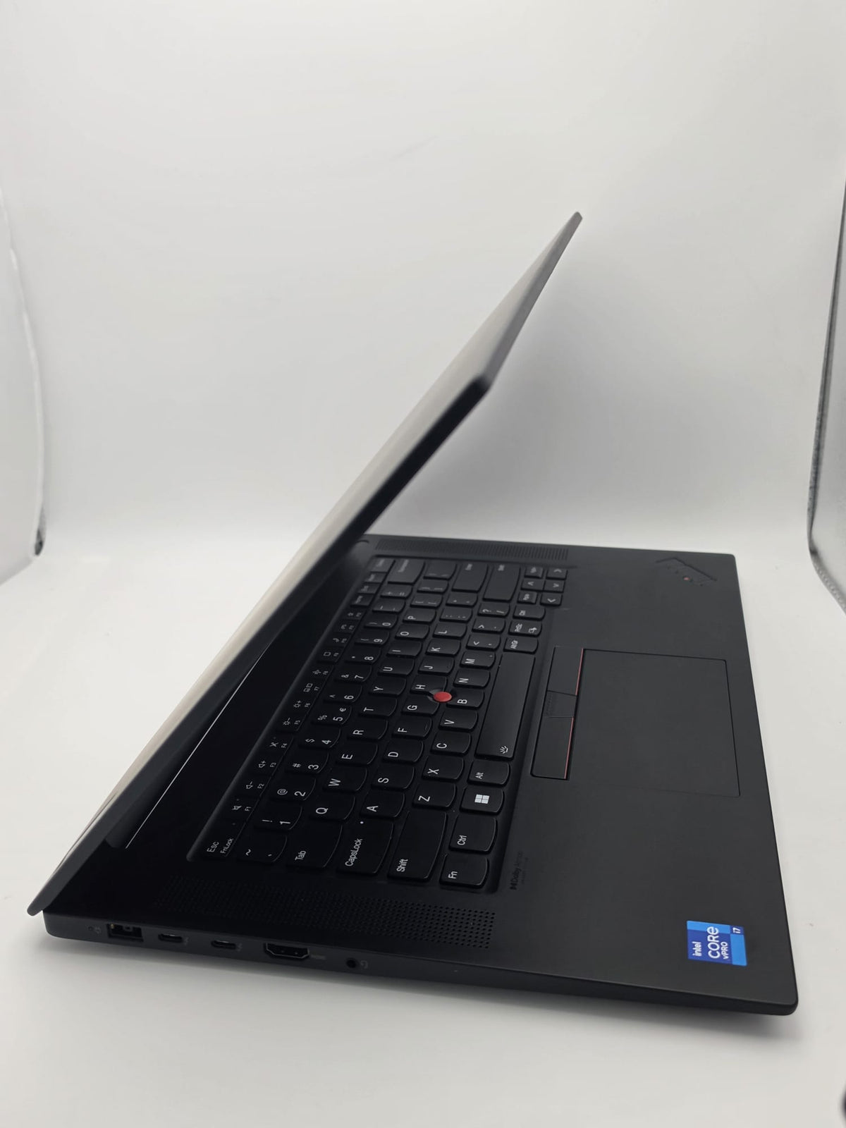 Lenovo ThinkPad P1 Gen 4 2TB, Black, Grade B