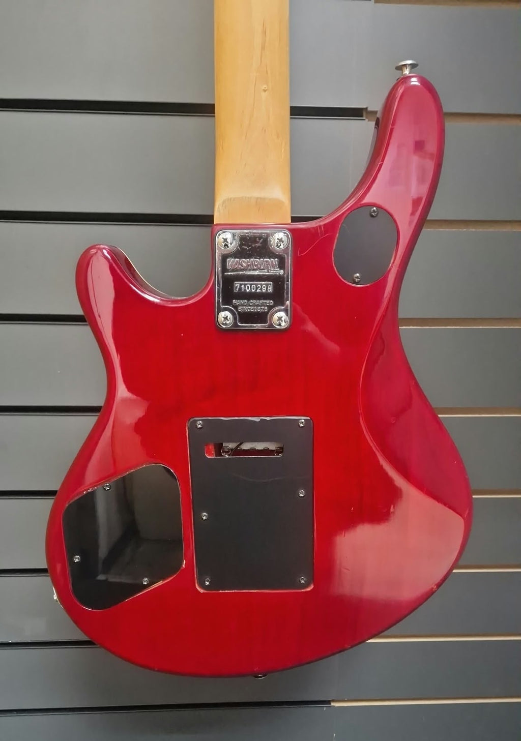 Washburn Maverick Series BT-10 Electric Guitar Red, Grade B