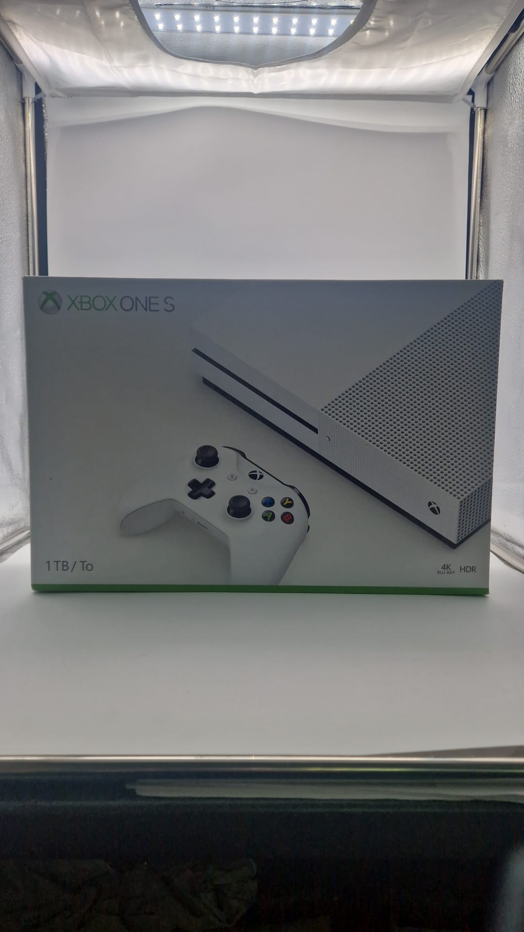 Xbox One S 1tb White Bundle, Grade A